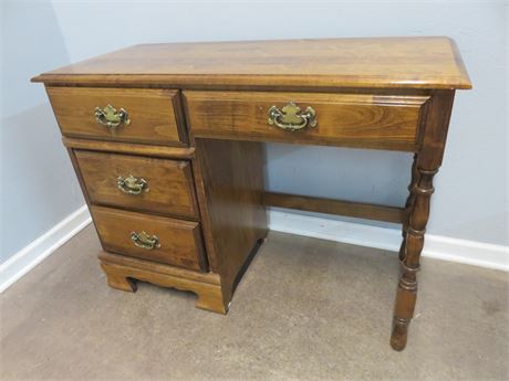 Colonial Style Maple Desk