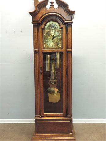 HOWARD MILLER Grandfather Clock