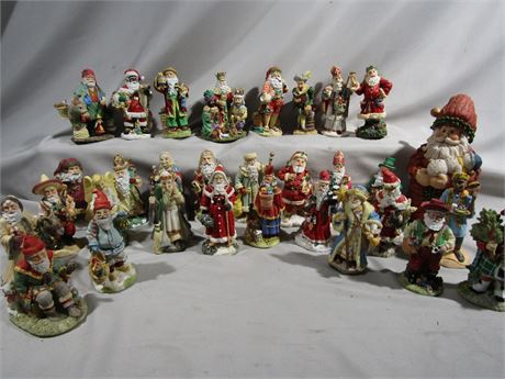 The International Santa Claus Collection, 31 Santas