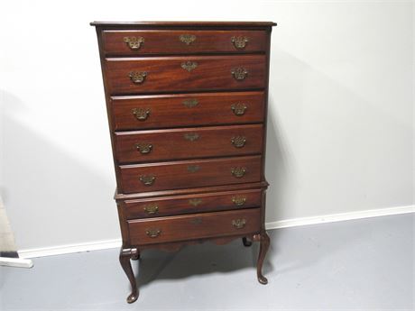 Kling Queen Anne Chest on Chest Highboy with 7 Dovetailed Drawers