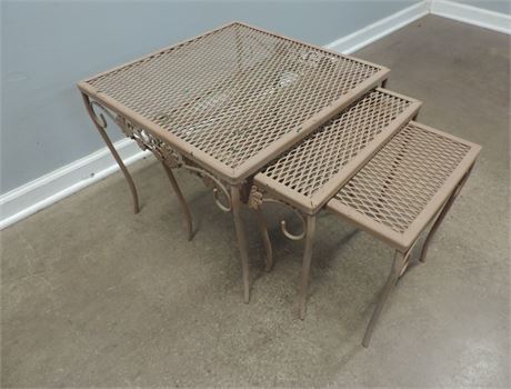 Vintage Patio / Sunroom Metal Nesting Table Set