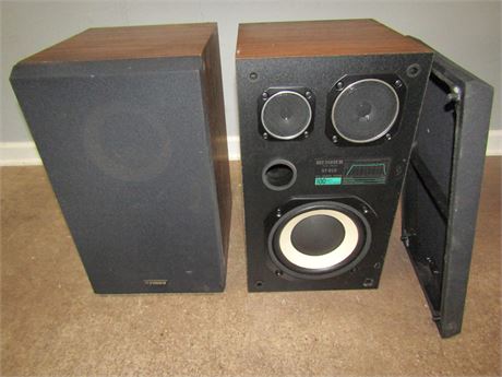 Fisher ST-015 Floor Speakers