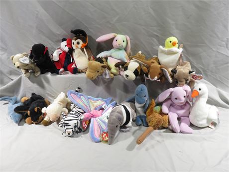 Lot of 20 Beanie Babies