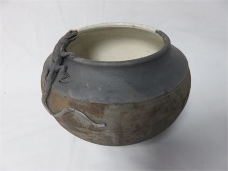 Raku Artisan Pottery Lizard Vase