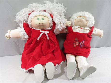Cabbage Patch Dolls Hand Signed by Xavier Roberts