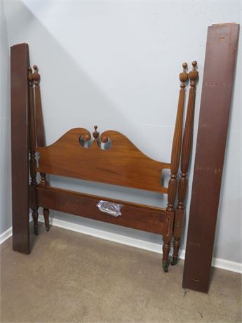 Full Size Cherry Poster Bed