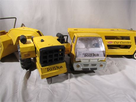 Vintage Tonka Trucks, Scraper and Car Carrier
