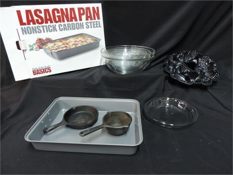 Basics Lasagna Pan & Lodge USA Small Skillets
