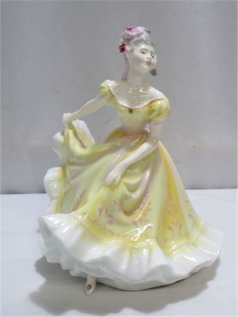 Vintage Royal Doulton Figurine - Ninette HN2379 - 1970
