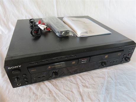 SONY RCD-W500C Compact Disc Player/Recorder