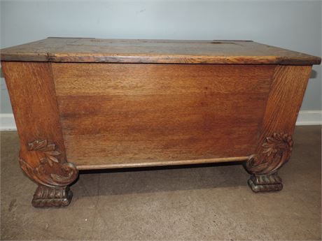 Sweet Antique Solid Wood Toy Chest