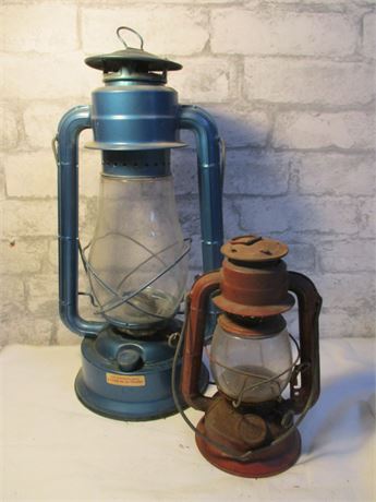 Nice set -Vintage Dietz Comet Lantern, Vintage Blue Dietz Model No. 70 Lantern