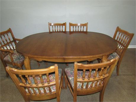 Vintage Wooden Oval Dining Room Table with 6 Spindle Back Chairs, Floral Design