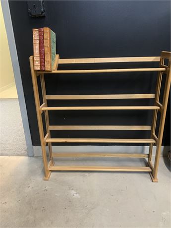 Diverse Book/CD Wooden Shelf