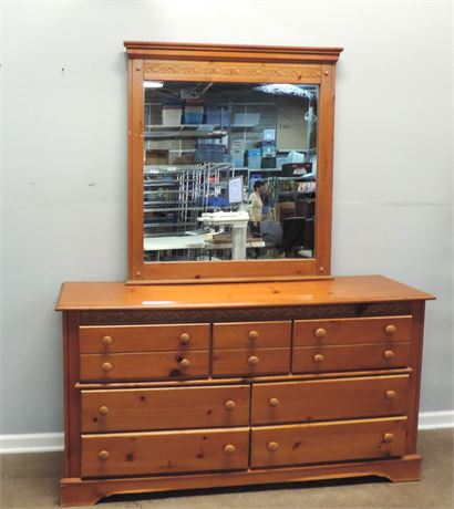 Solid Wood Triple Dresser / Mirror