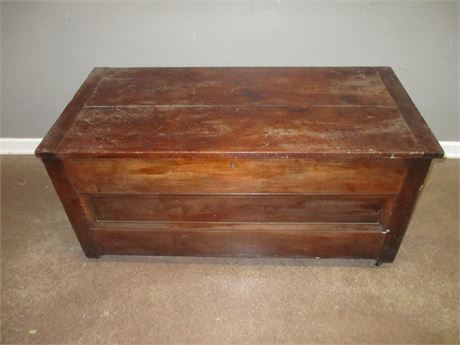 Solid Hand made Primitive Style Trunk on Casters