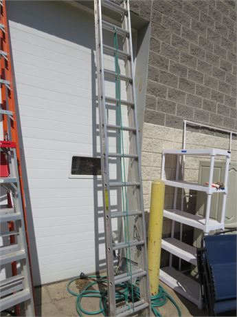 LOUISVILLE 24 ft. Aluminum Extension Ladder