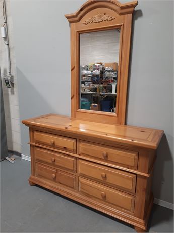 Broyhill Dresser & Mirror