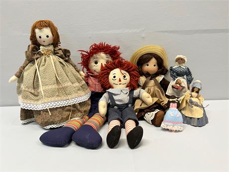 Vintage Raggedy Ann & Andy Dolls, Cloth Dolls, Amish Doll & Corn Husk Doll