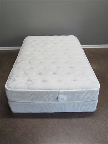 WG & R Mattress Factory Full Size Mattress and Box Spring with Metal Bed Frame
