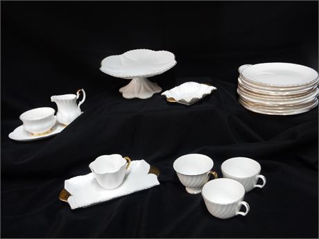 Shelley Fine China with Gold Trim Set