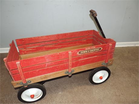 Vintage RADIO FLYER Red Wagon
