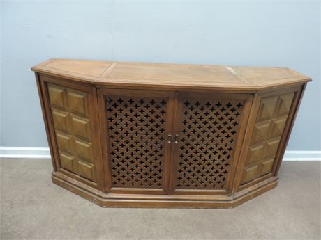 Mid Century Moden Buffet / Console Cabinet