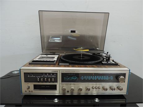 Vintage Fisher Audio Component System / Turntable / 8 Track / Cassette Player