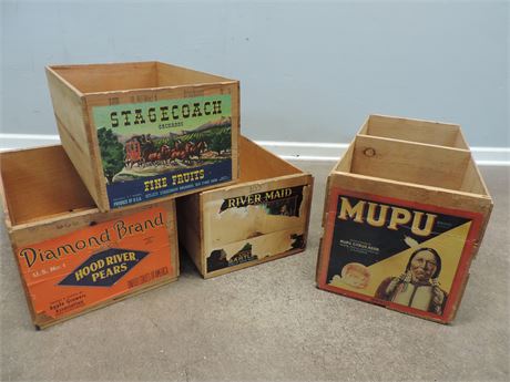 Vintage Wooden Fruit Crates / 4 Pieces