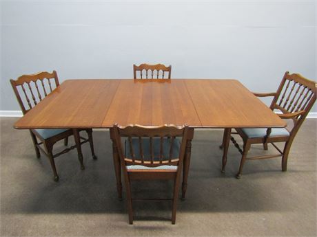 Dinning Room Table and Chairs by Pennsylvania House, Mid Century