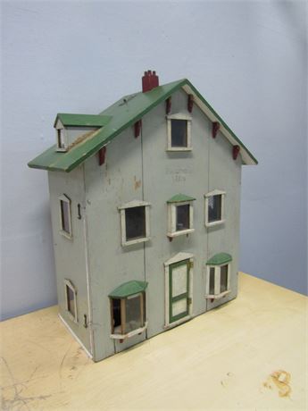 1930's Doll House