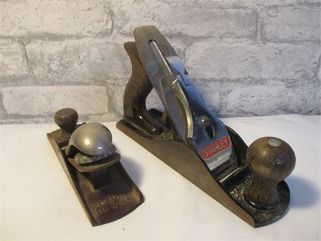 Set of 2 Vintage Stanley Hand Wood Block planes, #4 and #10