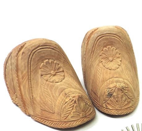 Chilean 'HUASO' Carved Wood Stirrups
