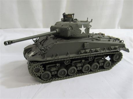 Franklin Mint 1:24 Scale Diecast George S. Patton M4A3 (76) Medium Sherman Tank