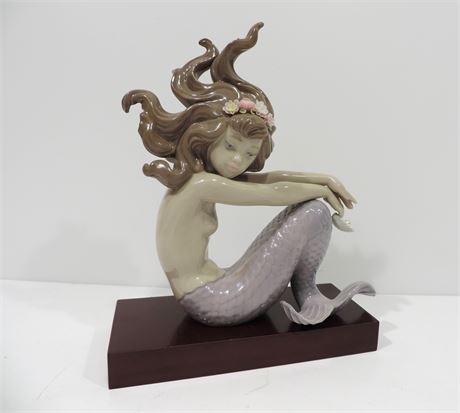 LLADRO 'Illusion' Mermaid #1413 Porcelain Figurine