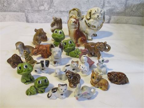 26 Piece Mini Ceramic Animal Figurine Lot