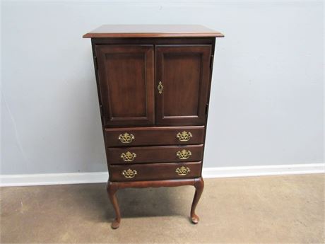 Superior Furniture Jewelry Armoire with Key