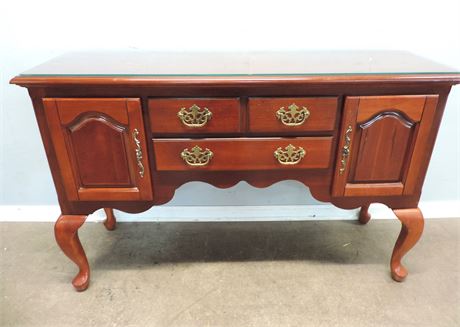 Traditional Solid Wood Buffet