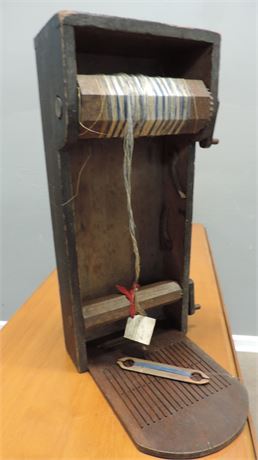 Primitive / Antique Wooden Box Type Tape Loom