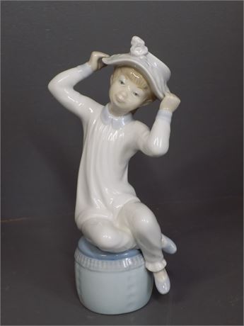Lladro Girl Figurine