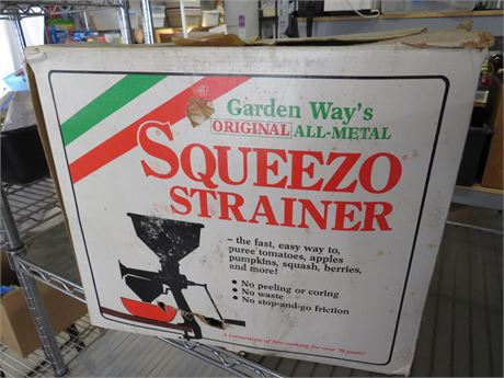 SQUEEZO Original All Metal Strainer