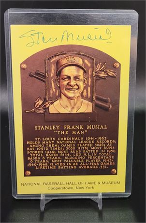 Stan Musial Autographed Pro Baseball Hall of Fame Post Card St Louis Cardinals