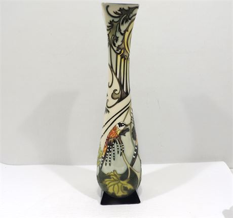 MOORCROFT 'The Chase' Vase / Kerry Goodwin / 115