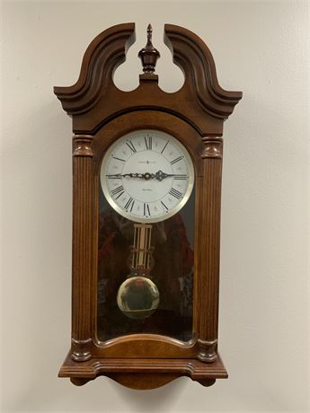 Howard Miller Dual Chime Pendulum Clock