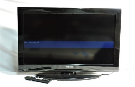 Toshiba 32 Inch TV with Remote