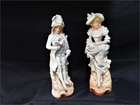 Porcelain Sculpture Colonial Style Figurine Pair