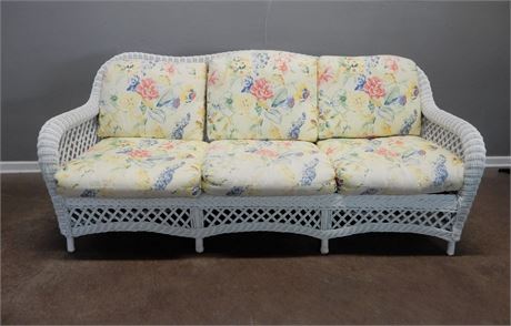 White Wicker Floral Fabric Patio/Sunroom Sofa
