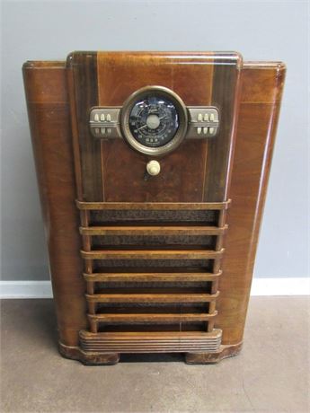 Vintage Zenith Floor Model Radio