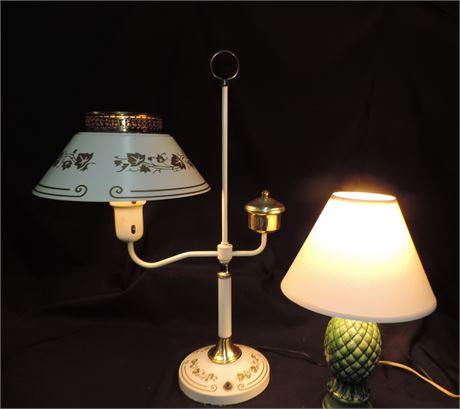 TOLEWARE Metal Student Lamp / Pineapple Lamp