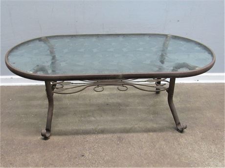 Patio/Outdoor Coffee Table with Etched Glass Top